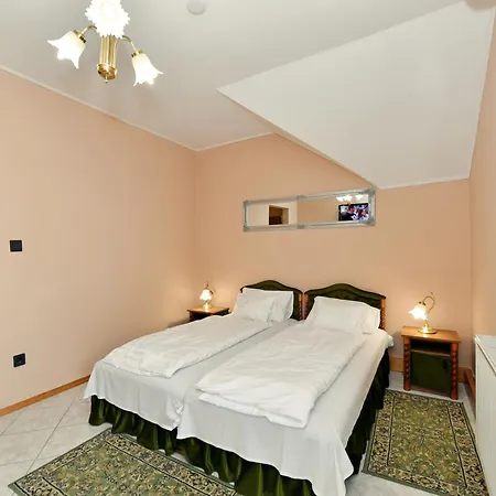 Gæstehus Royal 3*